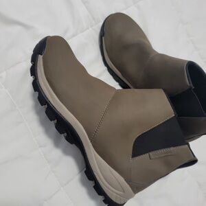 Mens Columbia Boots